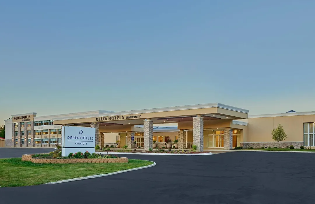 Delta Hotels By Marriott Chicago Willowbrook-1