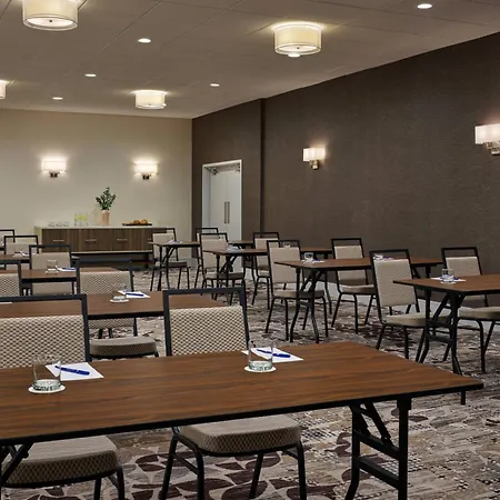 Delta Hotels By Marriott Chicago Willowbrook-2